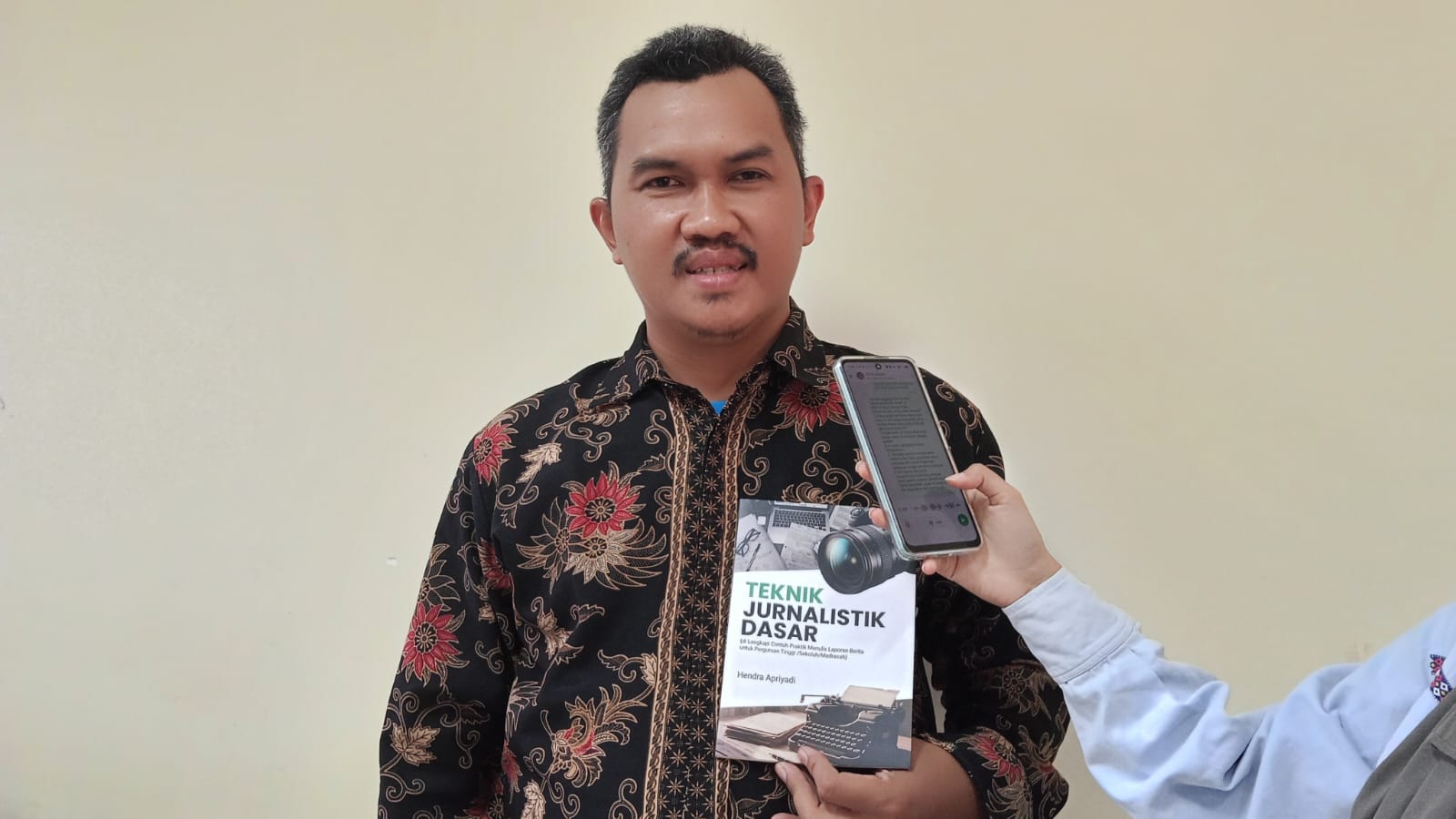 Perkuat Budaya Literasi Menulis, Dosen UHAMKA Luncurkan Modul Teknik Jurnalistik Dasar